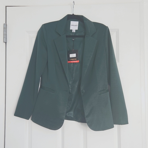 Blazer - Picture 1 of 2